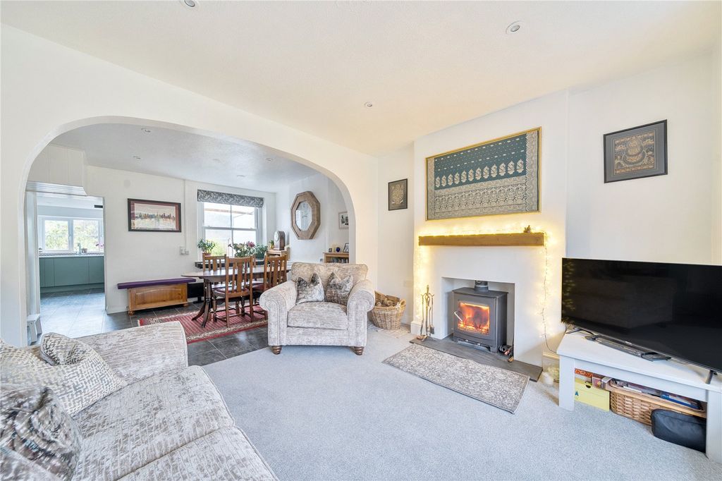 Property photo 2 of 17 Picture No. 02