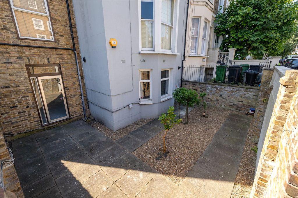Property photo 3 of 11 Picture No. 41