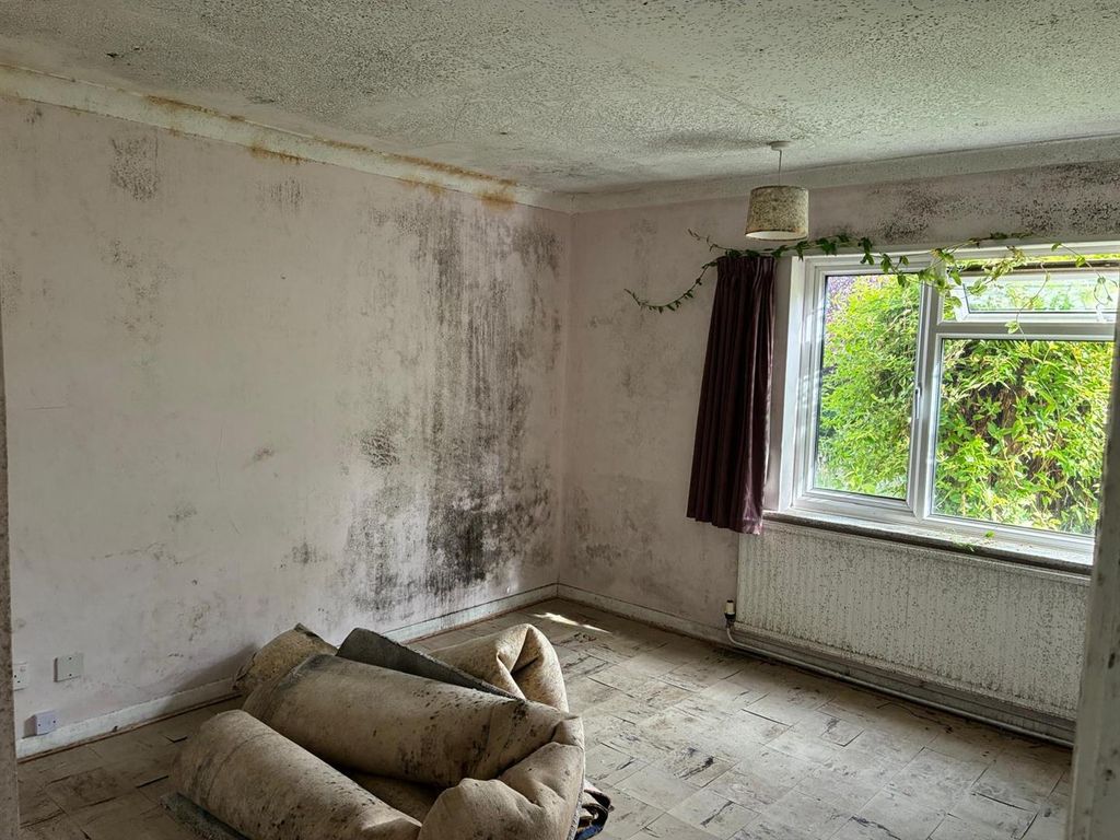 Property photo 3 of 16 Aba10Deb-Dd47-40Af-Bbea-92c2F92F48Ca.Jpg