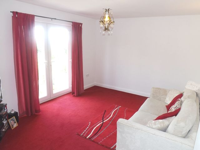 Property photo 3 of 4