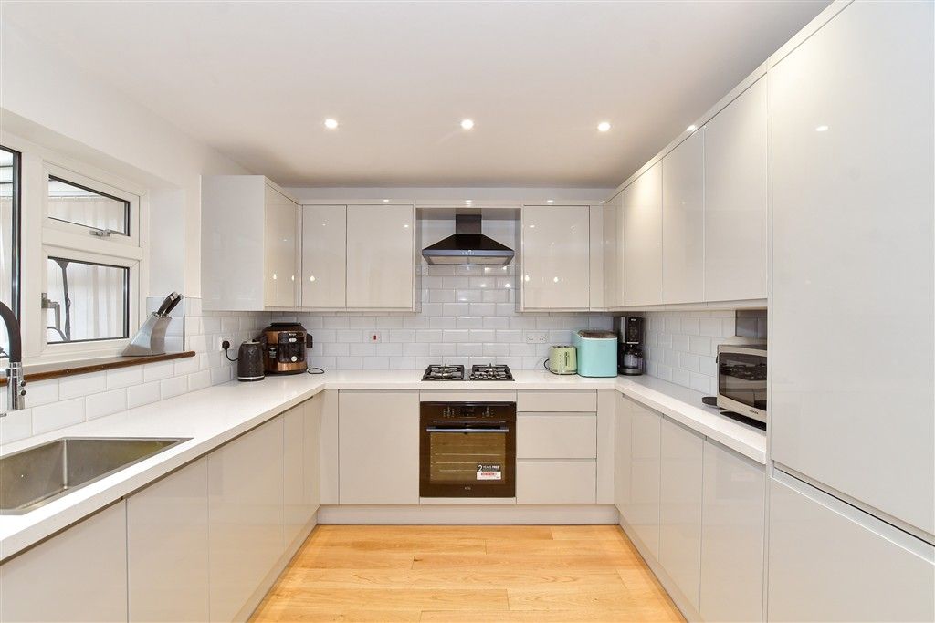 Property photo 3 of 13 Kitchen/Diner