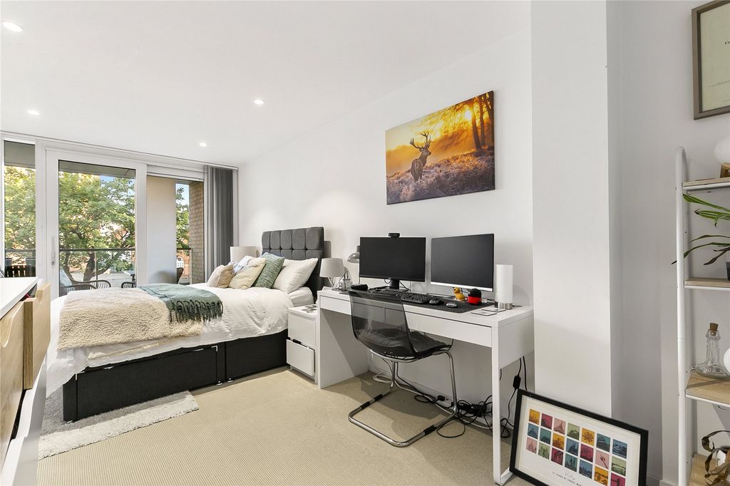 Property photo 3 of 13 Picture No. 05