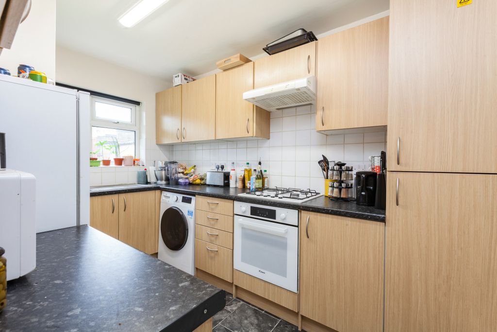 Property photo 3 of 13 Imported Image