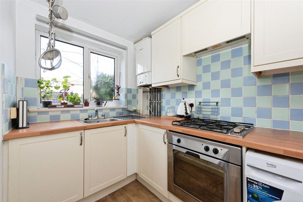 Property photo 2 of 10 10.Jpg