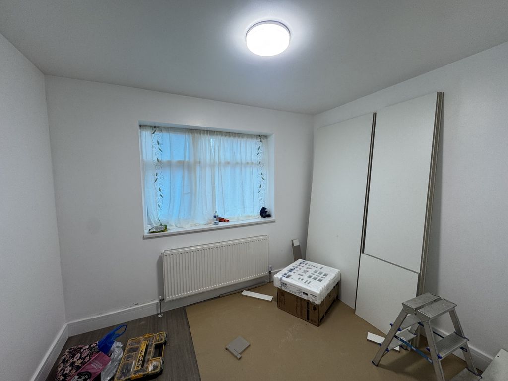 Property photo 3 of 10 Gallery