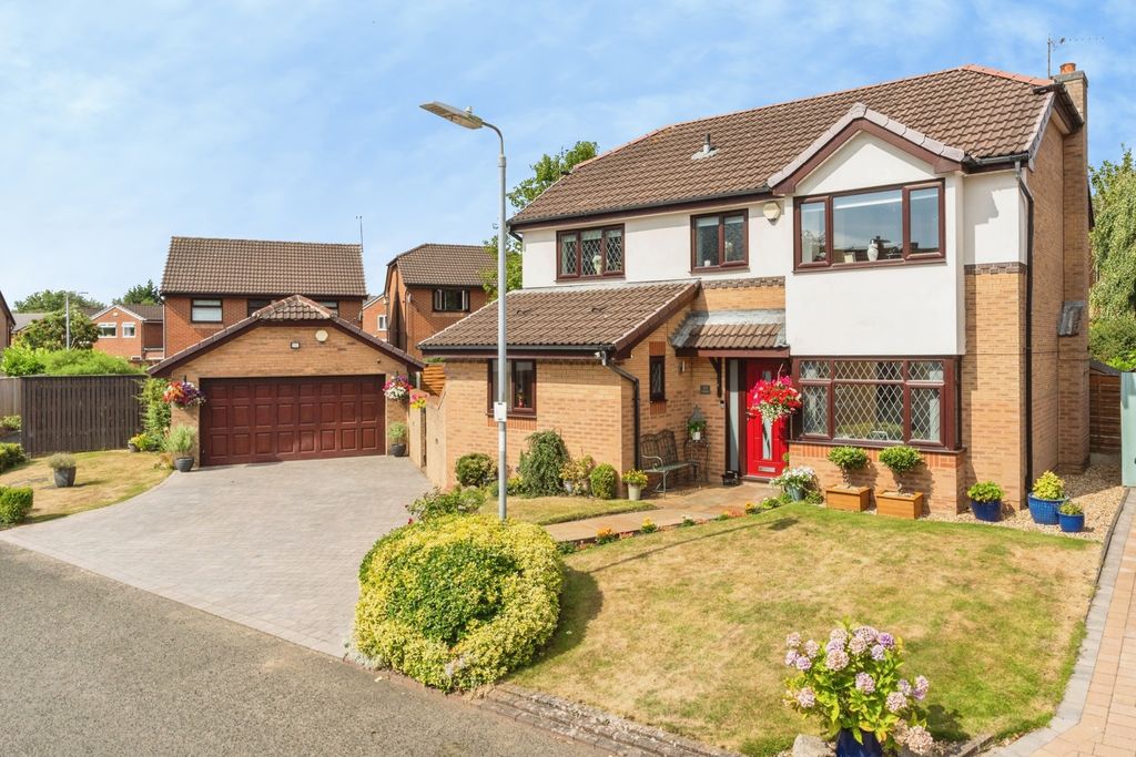 Property photo 2 of 31 Pbox-Img.Jpg