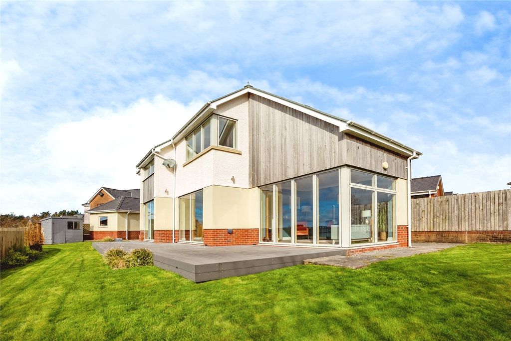 Property photo 1 of 28 Picture No. 04