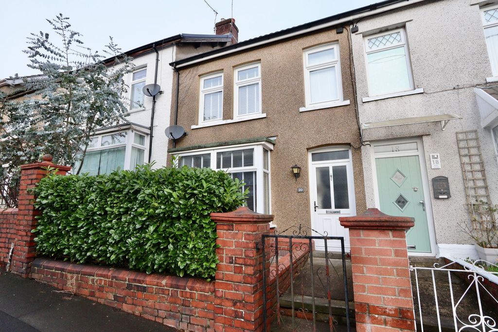 Property photo 1 of 28