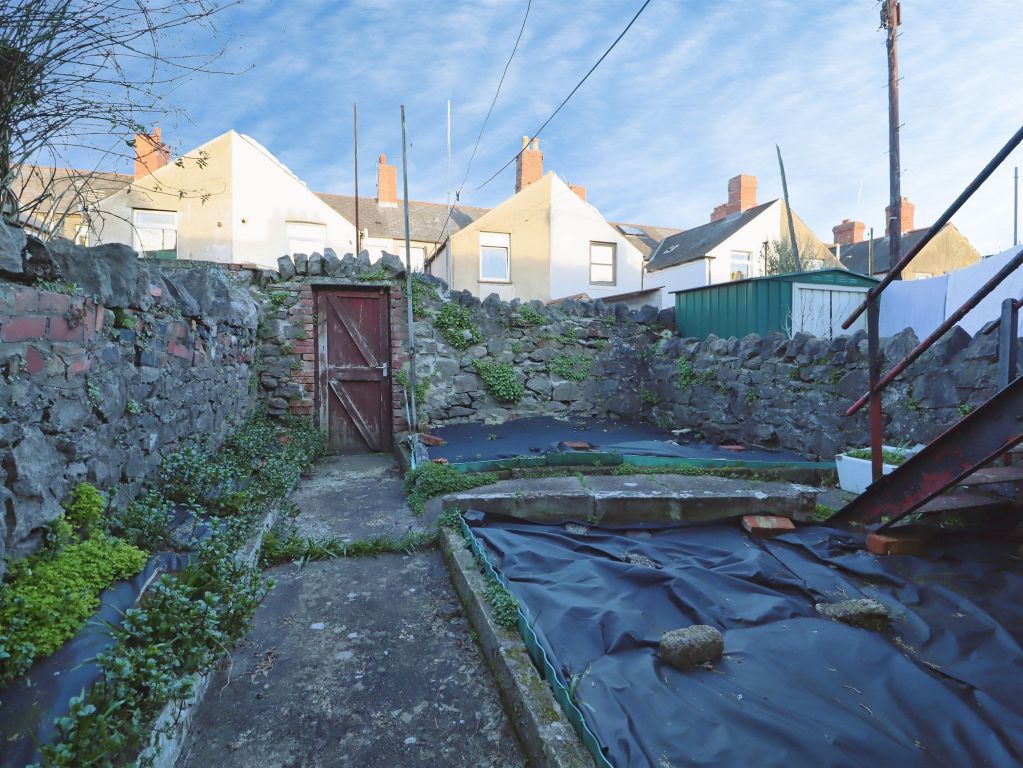 Property photo 2 of 15