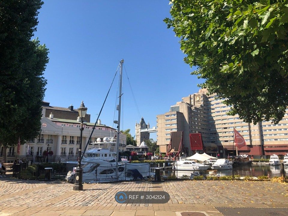 Property photo 2 of 10 St Katherine Dock