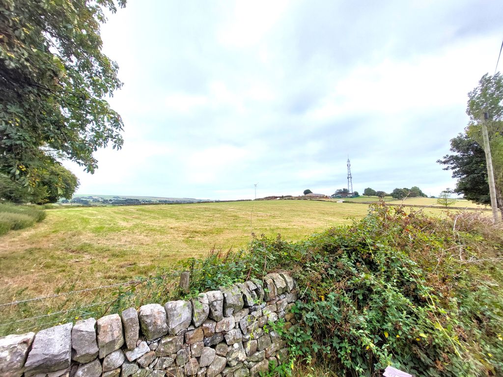 Property photo 2 of 5