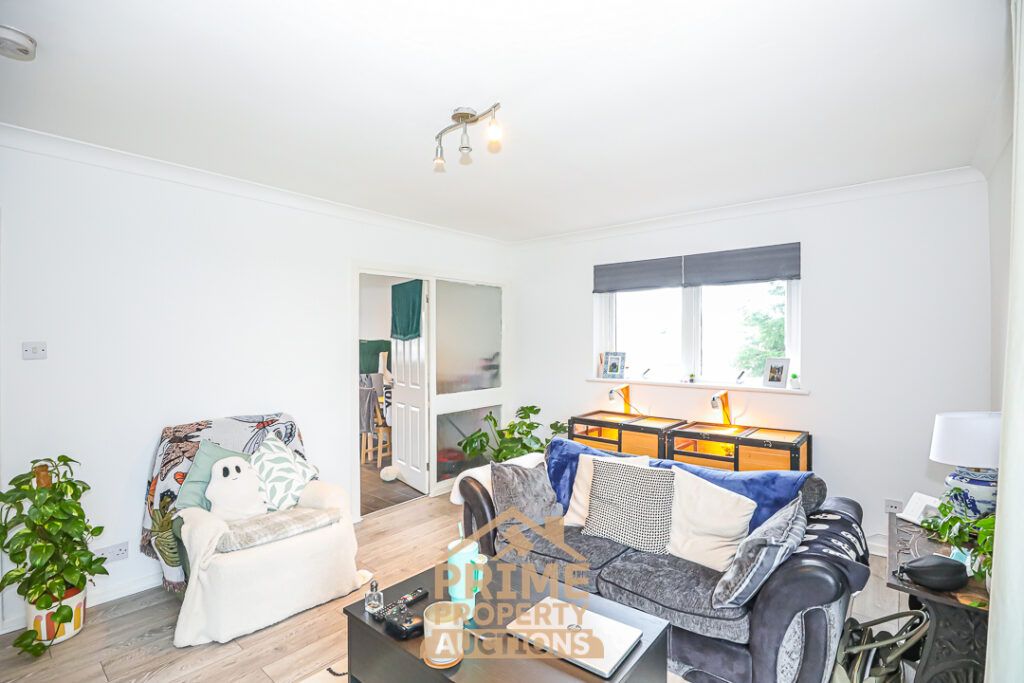 Property photo 3 of 15