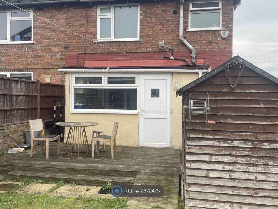 Property photo 2 of 29