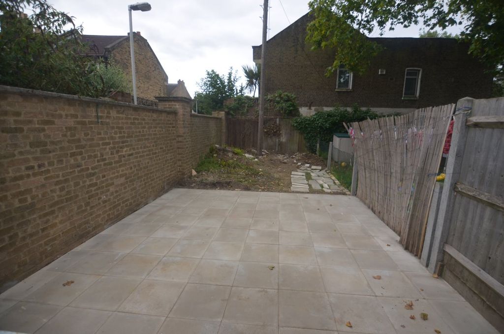 Property photo 2 of 7 Gallery