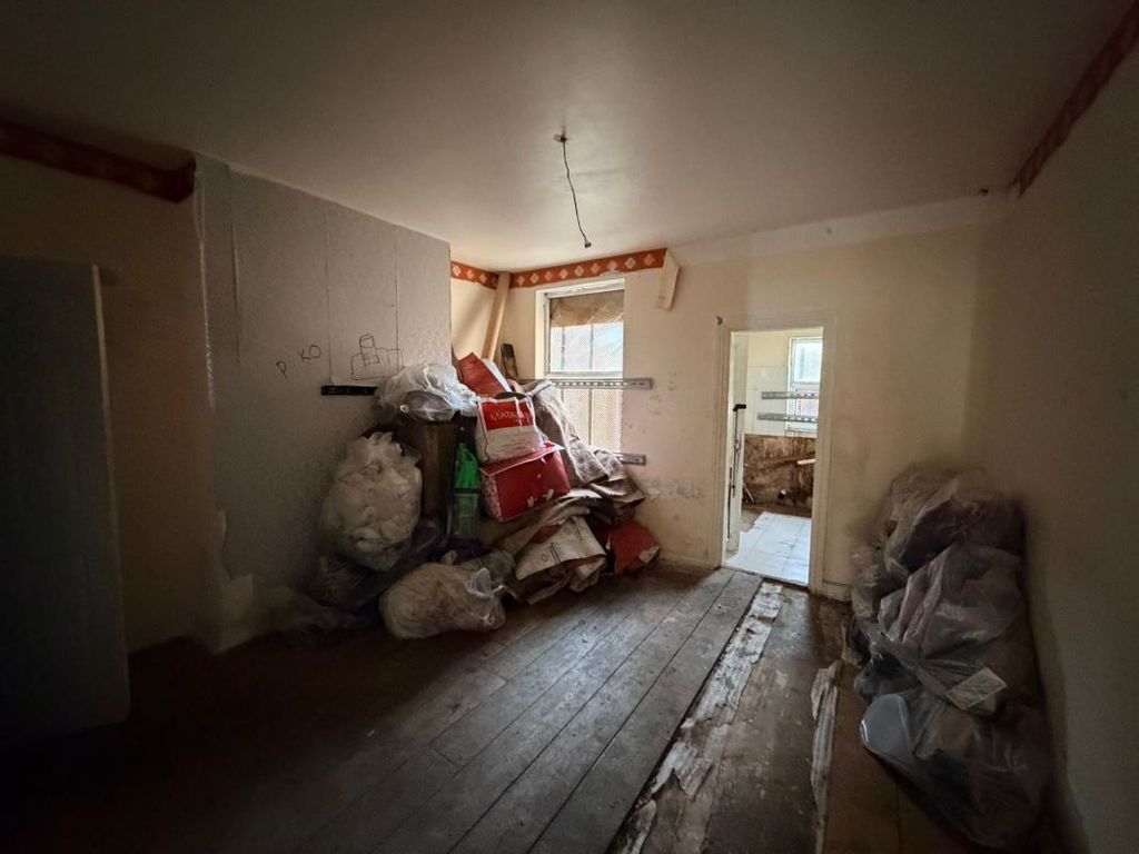 Property photo 2 of 7 Image 2