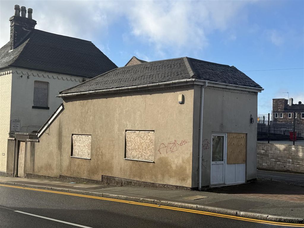 Property photo 1 of 7