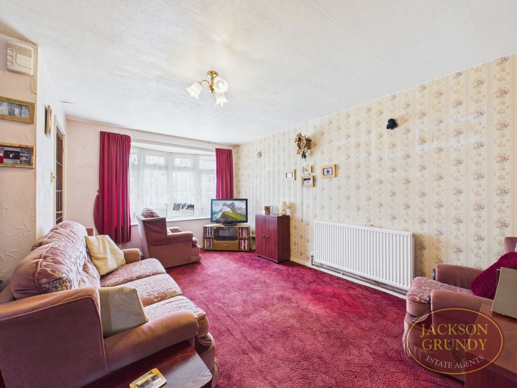 Property photo 2 of 13 Fusilier Road