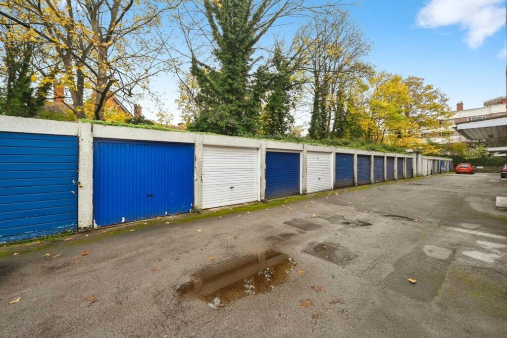 Property photo 3 of 6