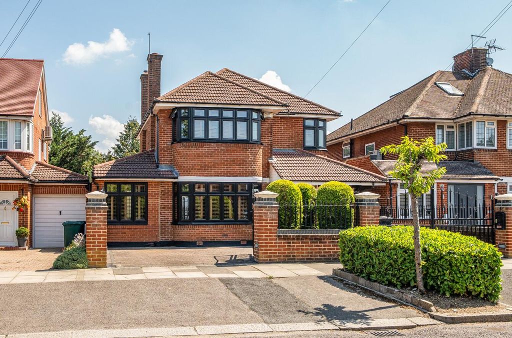 Property photo 1 of 20 Davidson Frost-Wellings, Dfw, Edgwarebury Lane, Ed