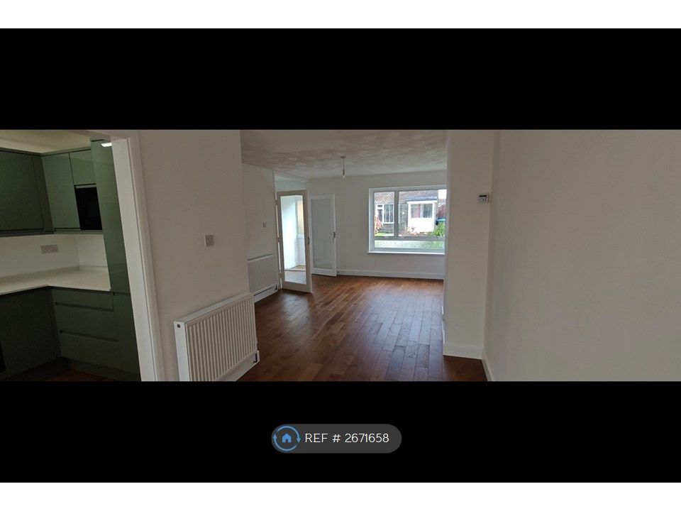 Property photo 2 of 35