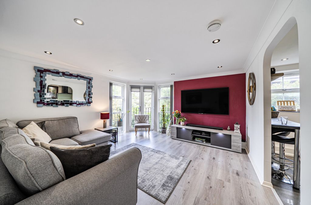 Property photo 1 of 20 1456015-1-69Fb1c3...