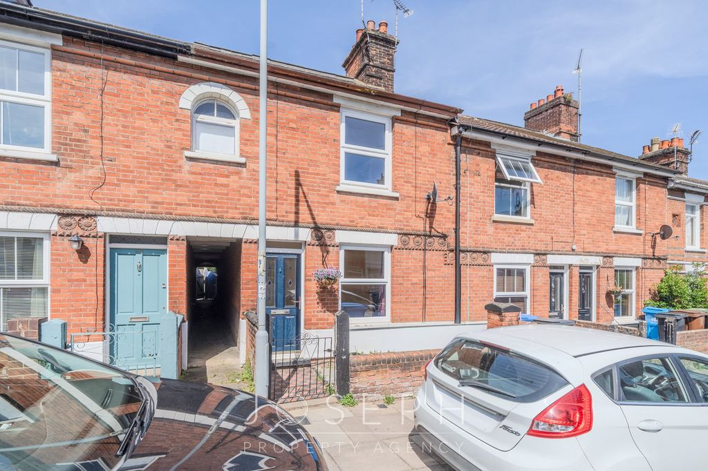 Property photo 1 of 14