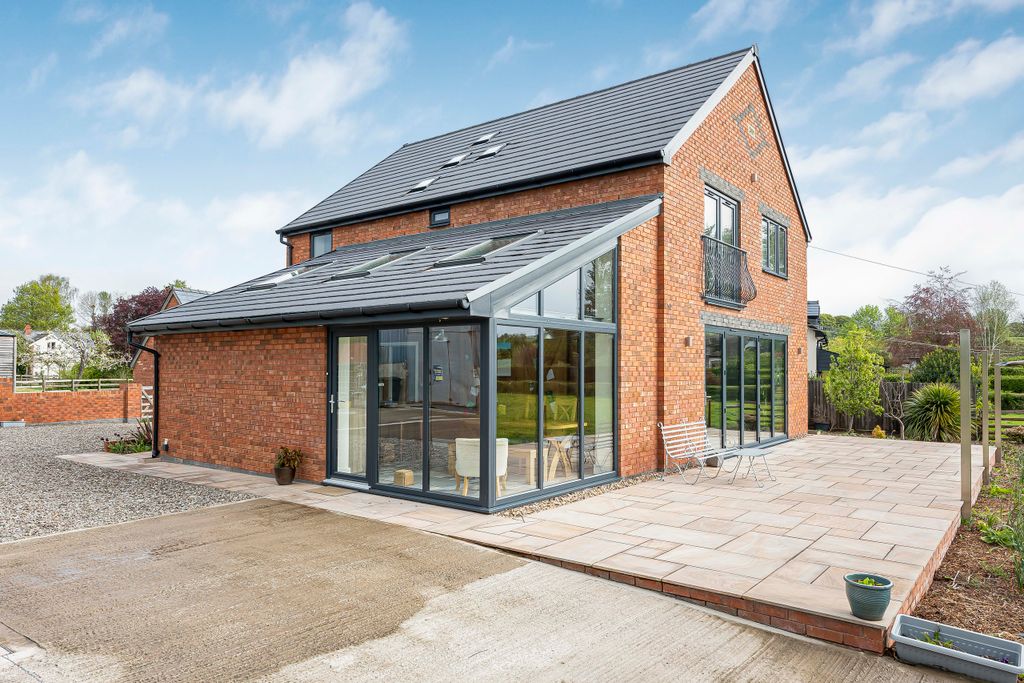 Property photo 1 of 32 20_51352.Jpg