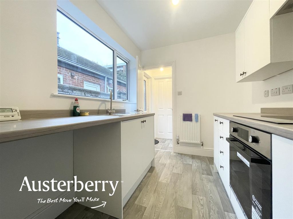 Property photo 3 of 10 Img_2454.Jpg