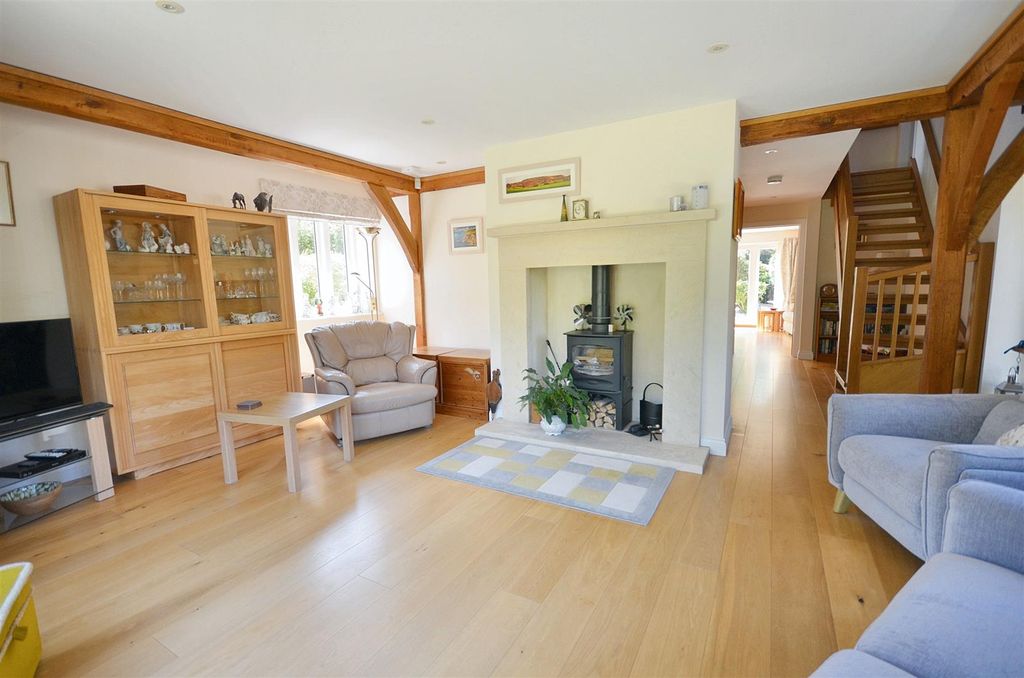 Property photo 2 of 15 Garden Room