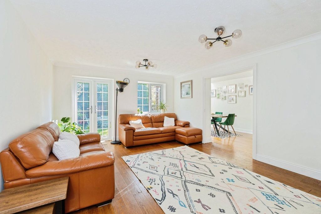 Property photo 2 of 15