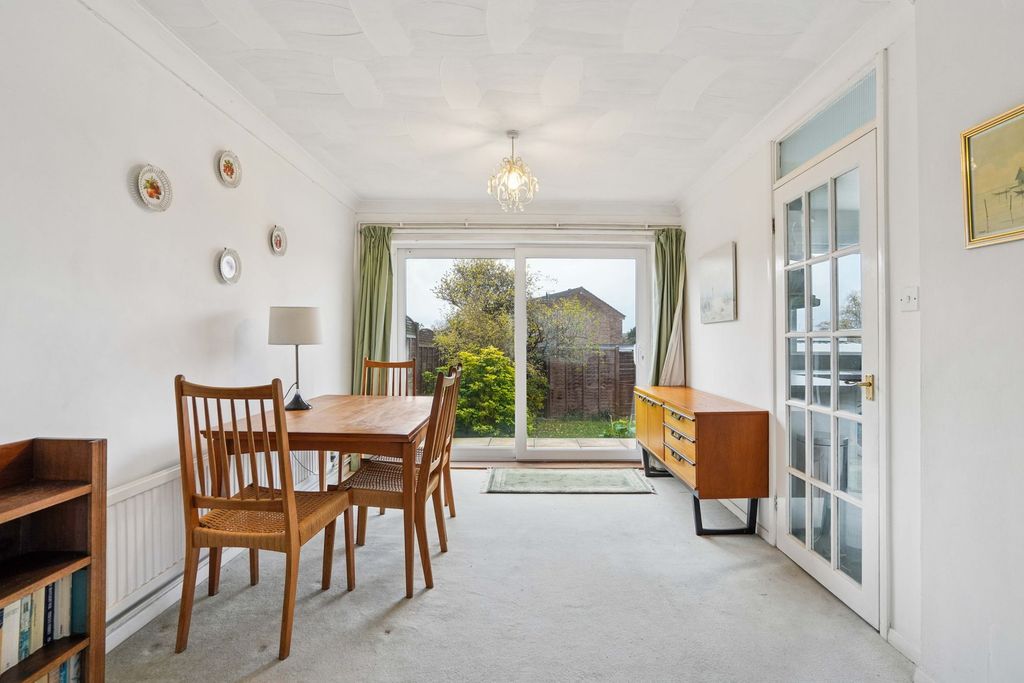 Property photo 3 of 14 Reception