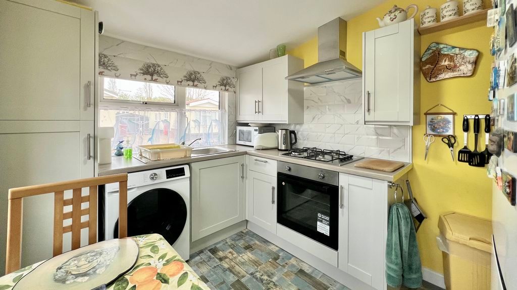 Property photo 3 of 12 Photo 3