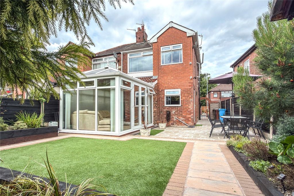 Property photo 2 of 19 External