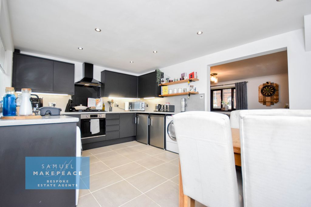 Property photo 2 of 20 Gallery