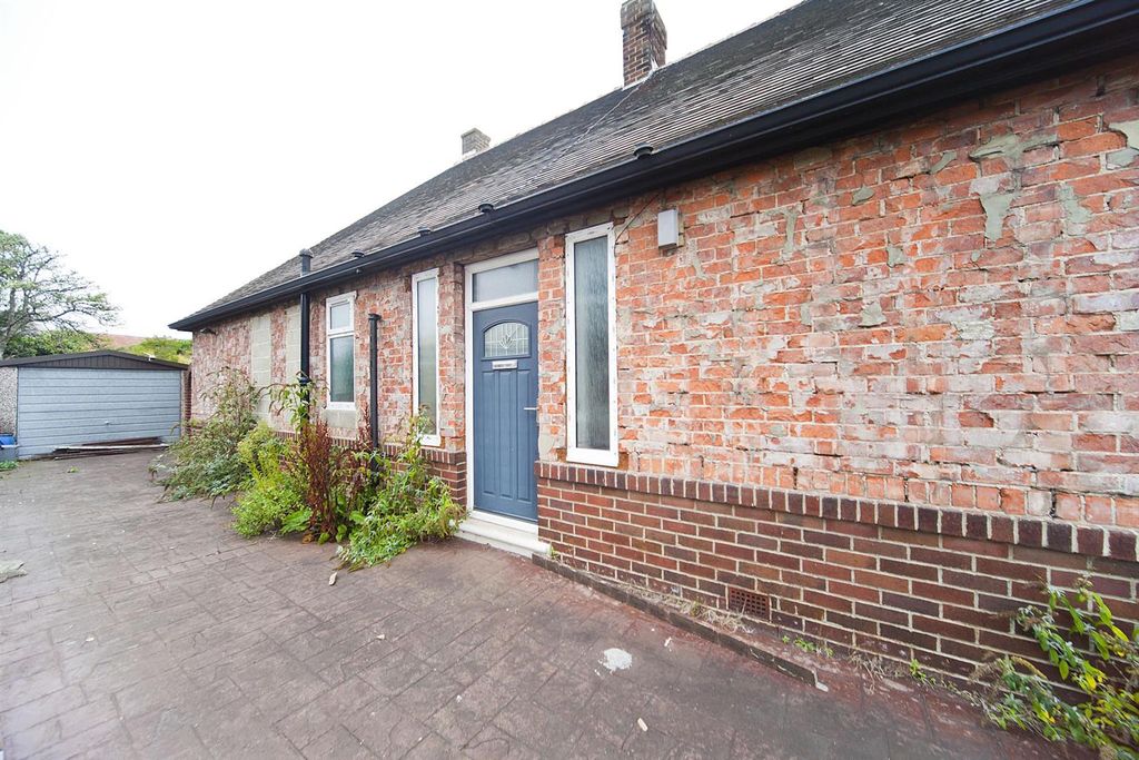 Property photo 3 of 16