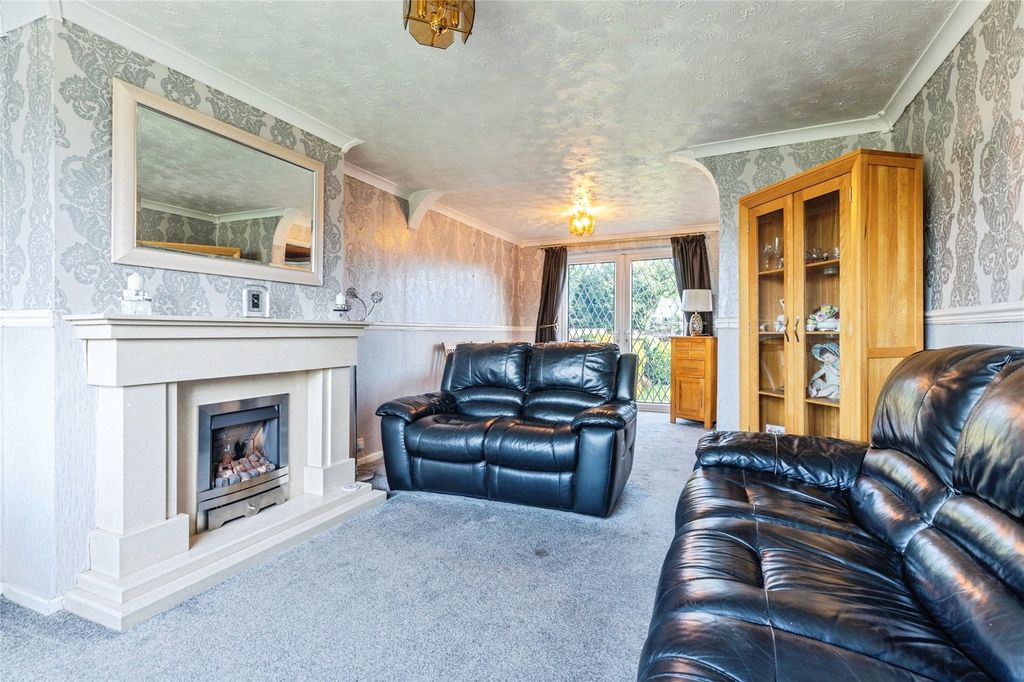 Property photo 2 of 22 Picture No. 01