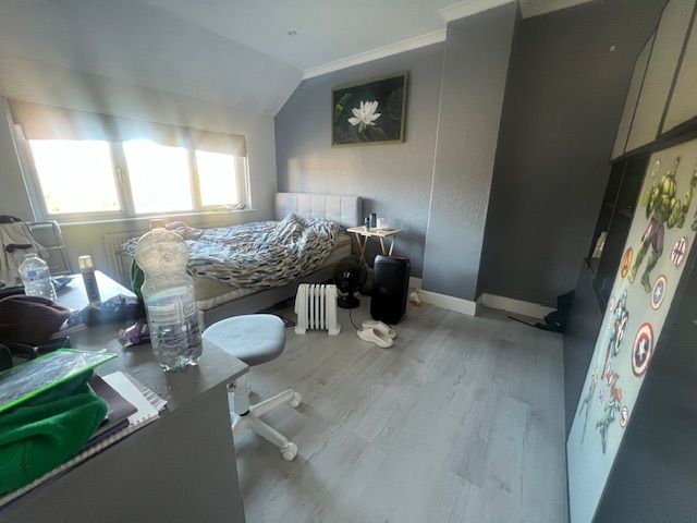 Property photo 2 of 3