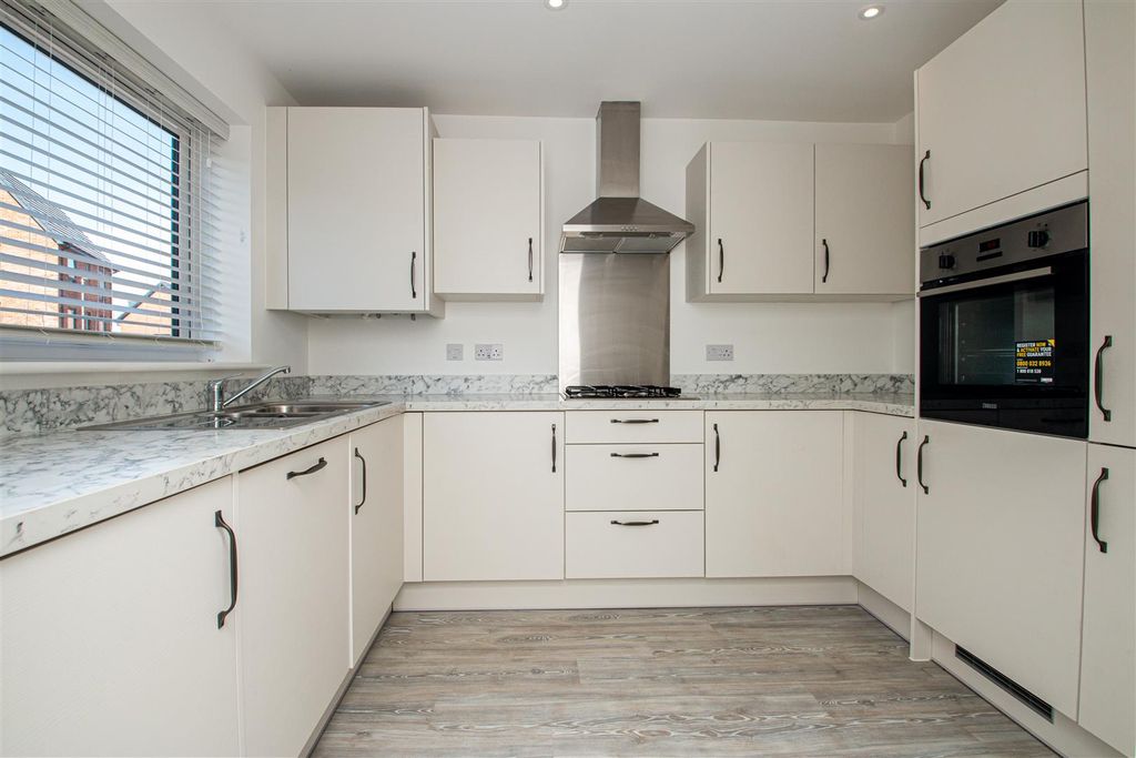 Property photo 2 of 14 7Hali_1.Jpg