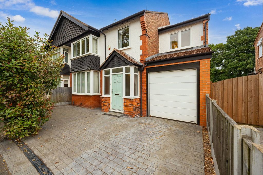 Property photo 1 of 35