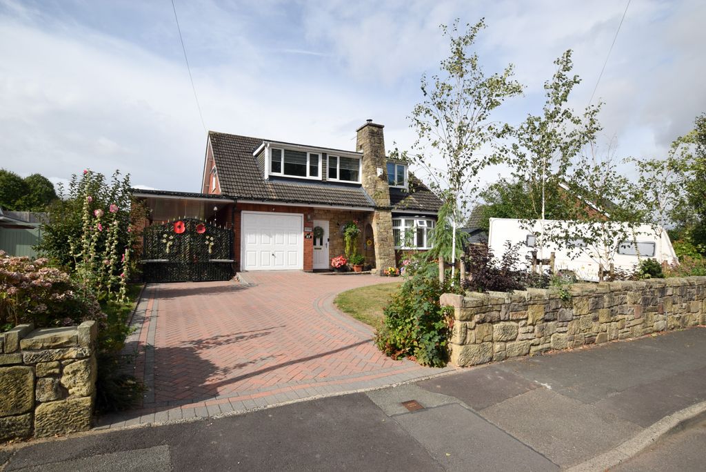 Property photo 1 of 27