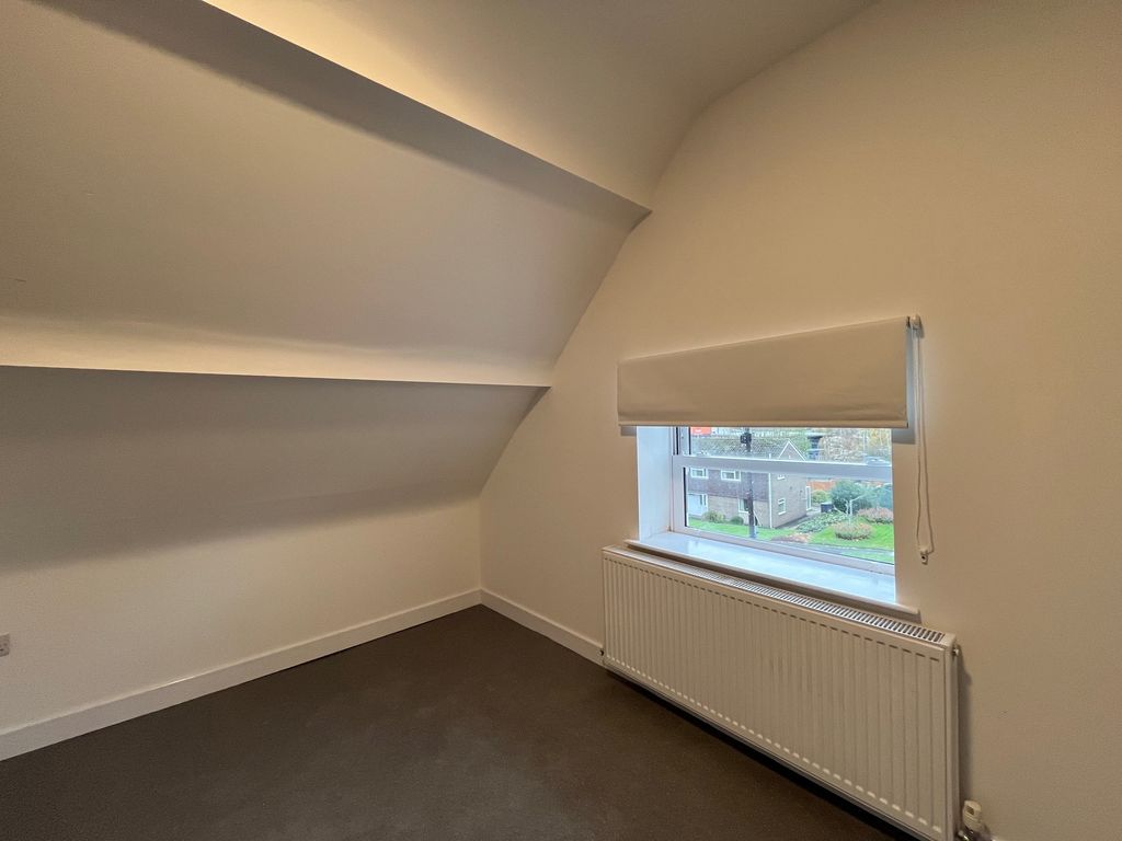 Property photo 3 of 15 Image