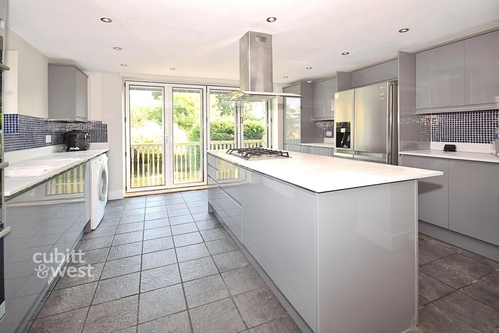 Property photo 2 of 15 User_Edited_Photo...