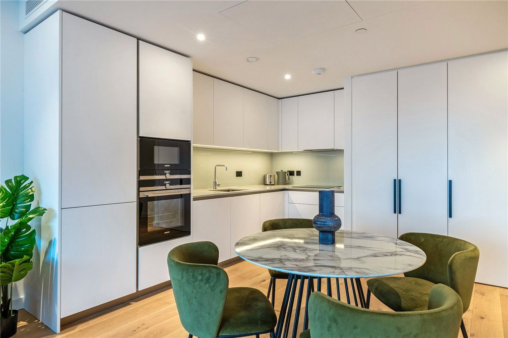 Property photo 2 of 14 Picture No. 01