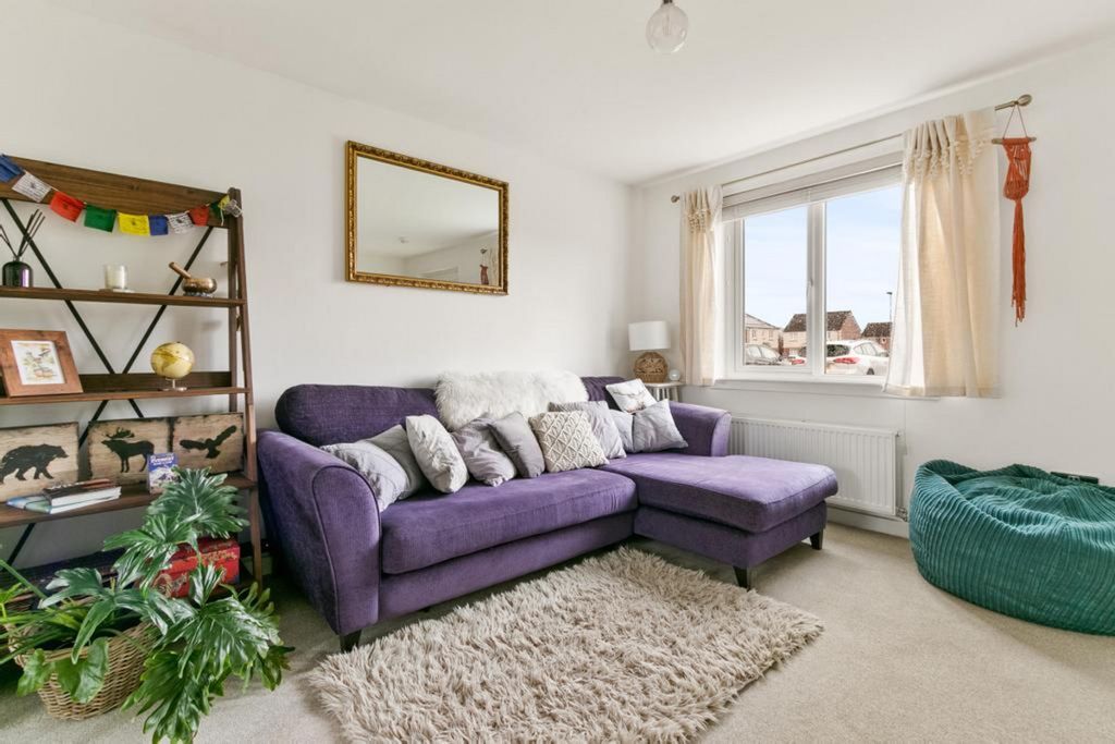 Property photo 2 of 24