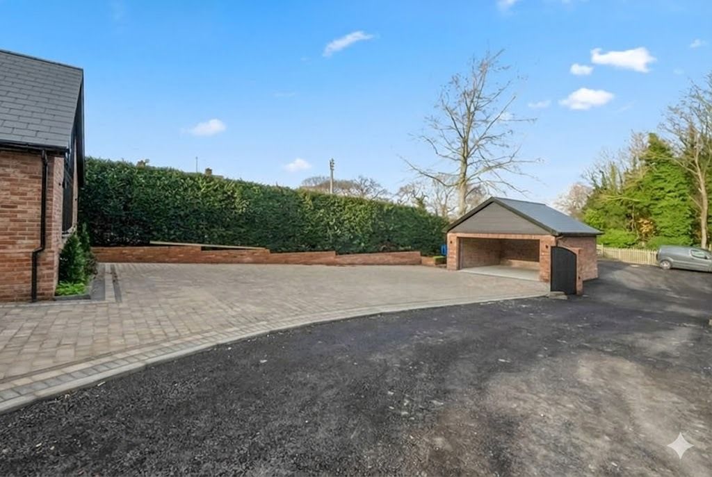 Property photo 3 of 38 4154012