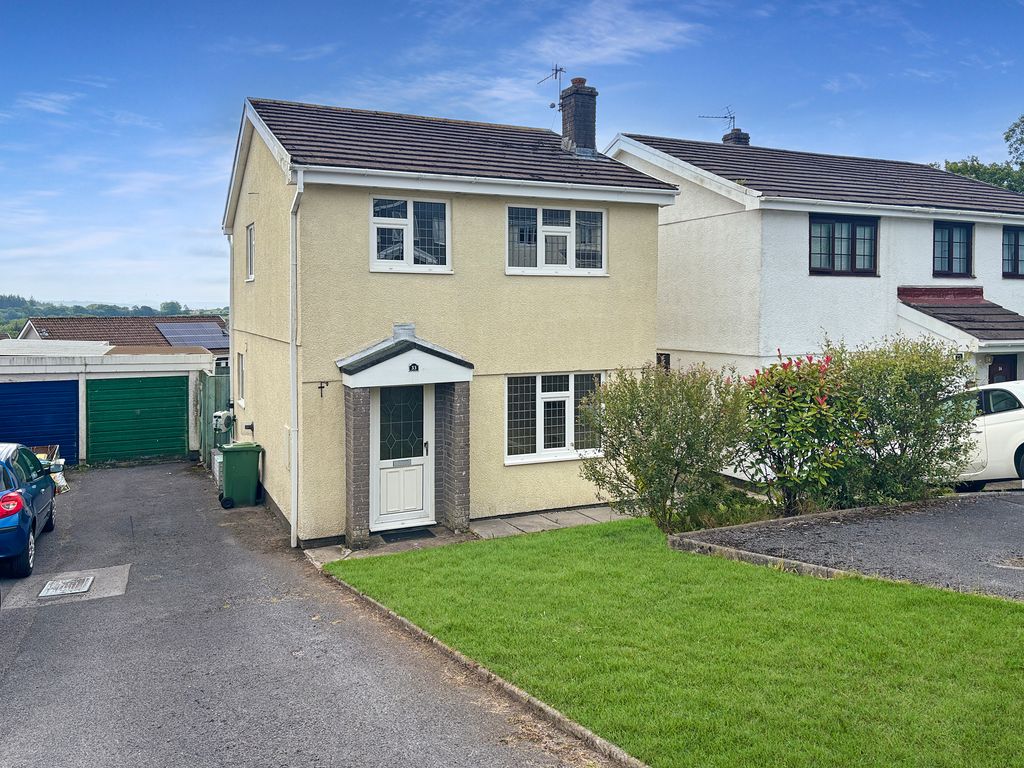 Property photo 1 of 23