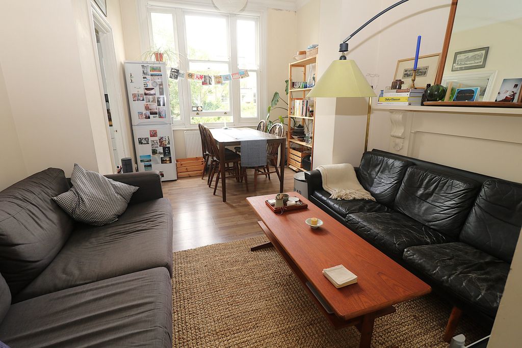 Property photo 1 of 4