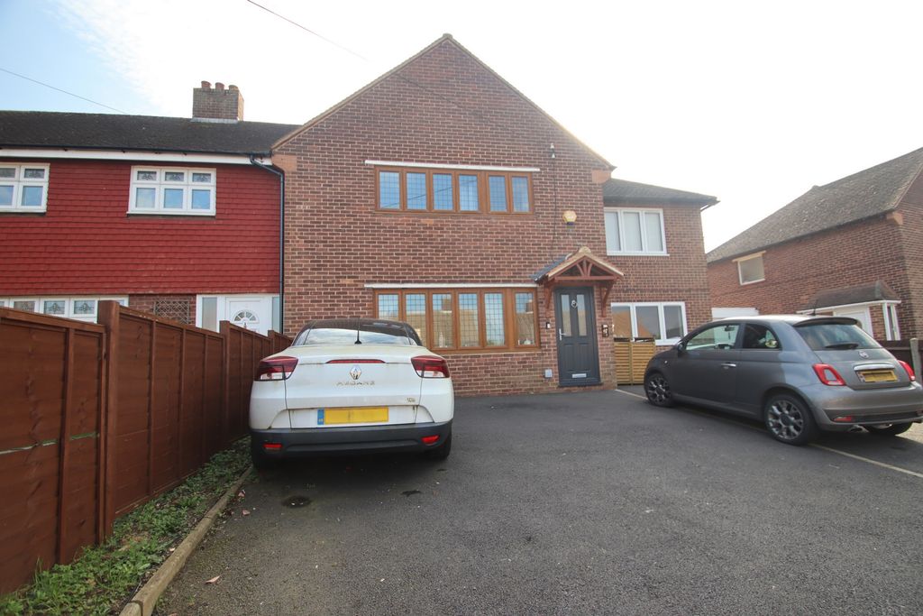 Property photo 1 of 34 Photo 2