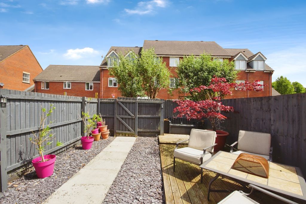 Property photo 2 of 17 Rear Garden