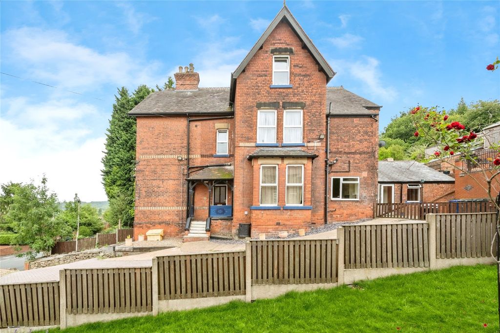 Property photo 2 of 41 Picture No. 48